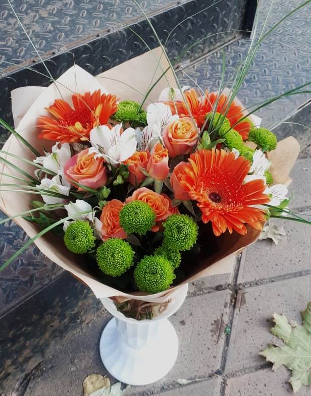 Букет цветов из: Герберы, Хризантемы, Альстромерии и Розы в Туймазы
