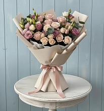 Букет цветов из:  Розы и Лизиантусы в Туймазы