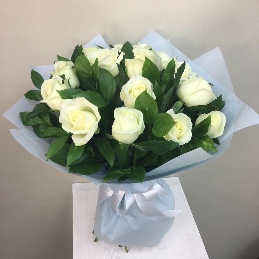 Букет 15 Белых роз Проуд в Туймазы