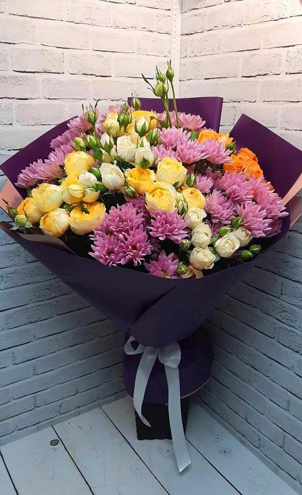 Букет цветов из: Хризантемы и Розы в Туймазы