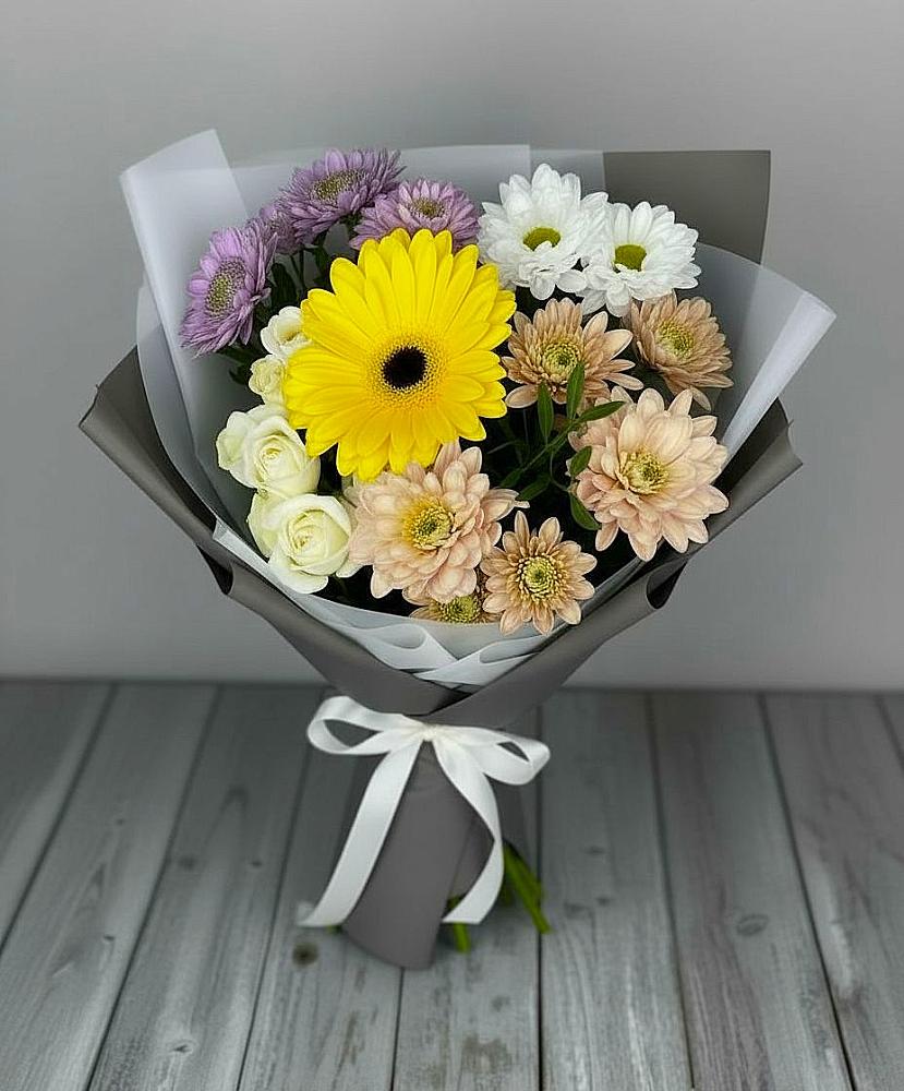 Букет цветов из: Розы, Герберы и Хризантемы в Туймазы