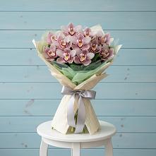 Букет цветов из:  Орхидеи и Розы в Туймазы