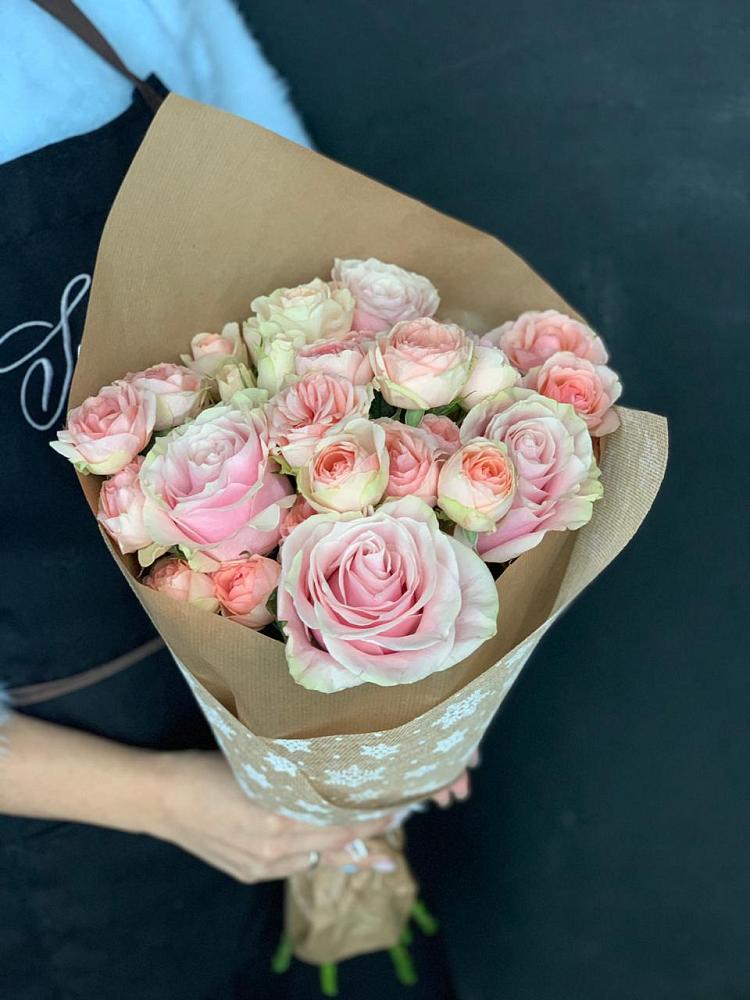 Букет цветов из: Хризантемы и Розы в Туймазы