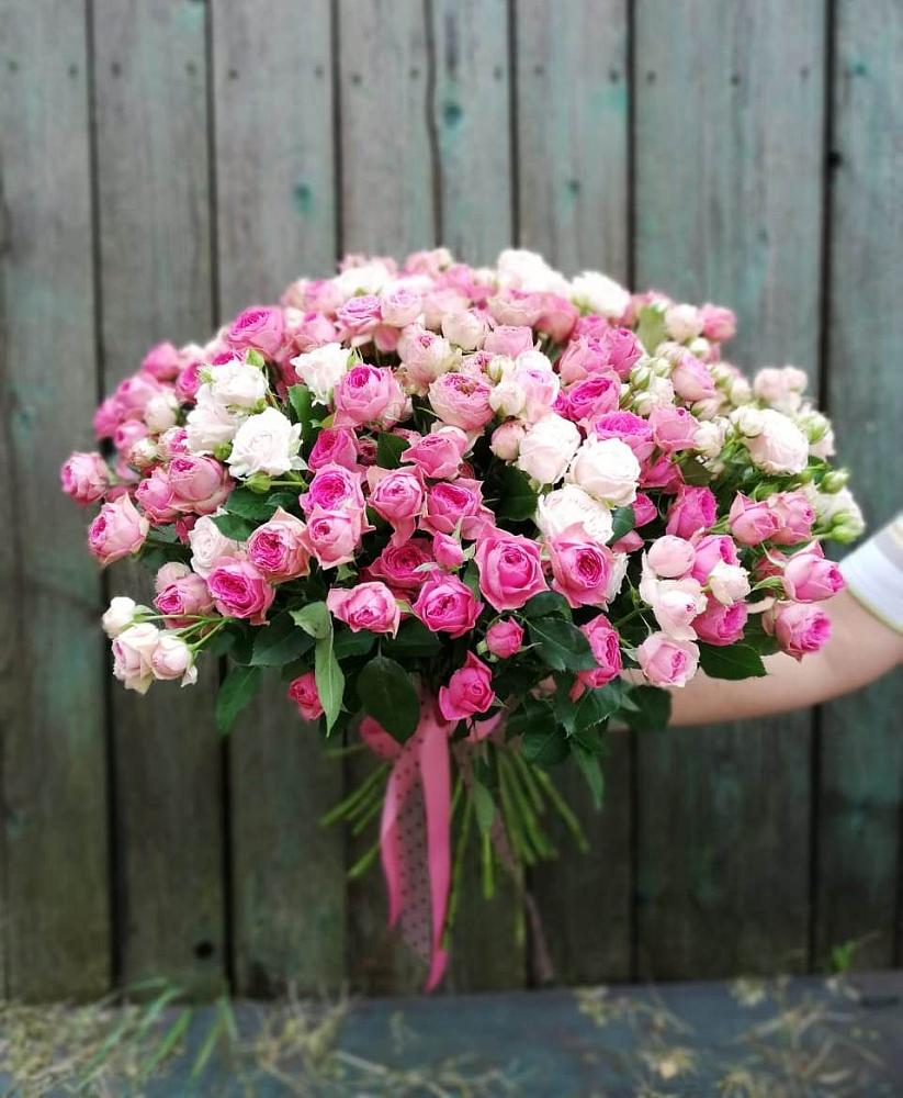 Букет Розовые кустовые розы Натали и Лав Лидия в Туймазы