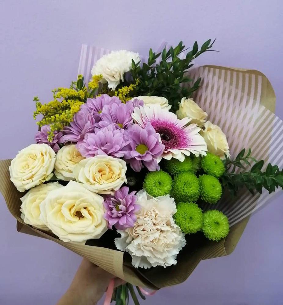 Букет цветов из: Хризантемы, Розы, Гвоздики и Герберы в Туймазы