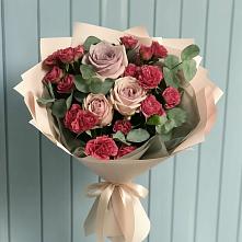 Букет цветов из:  Гвоздики и Розы в Туймазы