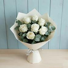 Букет Белые розы в Эвкалипте в Туймазы