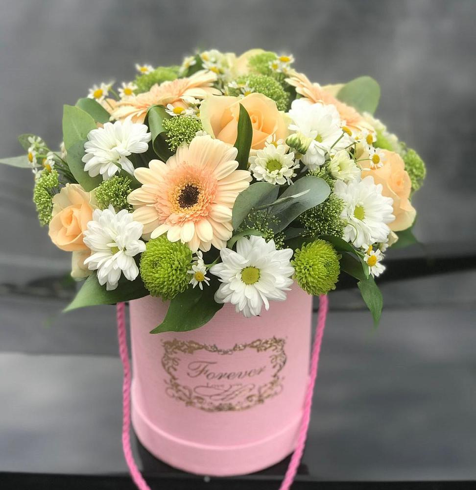 Цветочная композиция из Розы, Герберы и Хризантемы в шляпной коробке в Туймазы