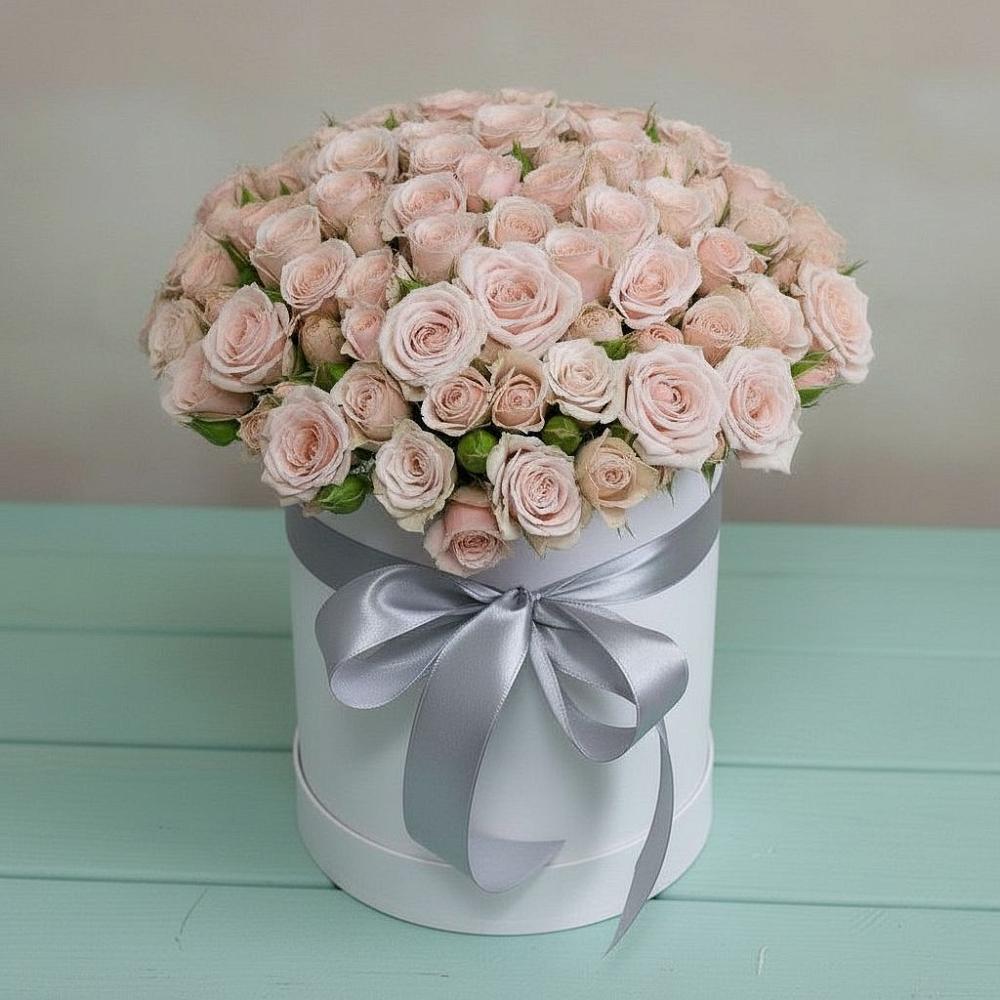 Цветочная композиция из Розы в шляпной коробке в Туймазы