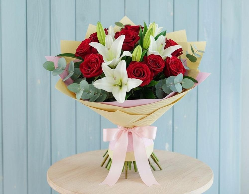 Букет цветов из: Лилии и Розы в Туймазы